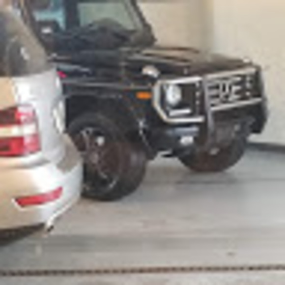 Meet your Posher, Pretty - Picture 1 of 1